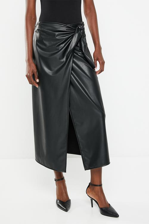 Pu wrap skirt - black