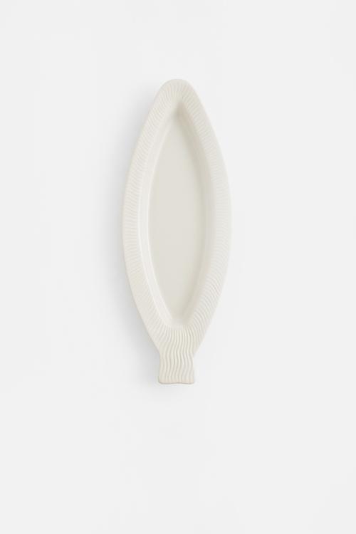 Stoneware serving plate - natural white