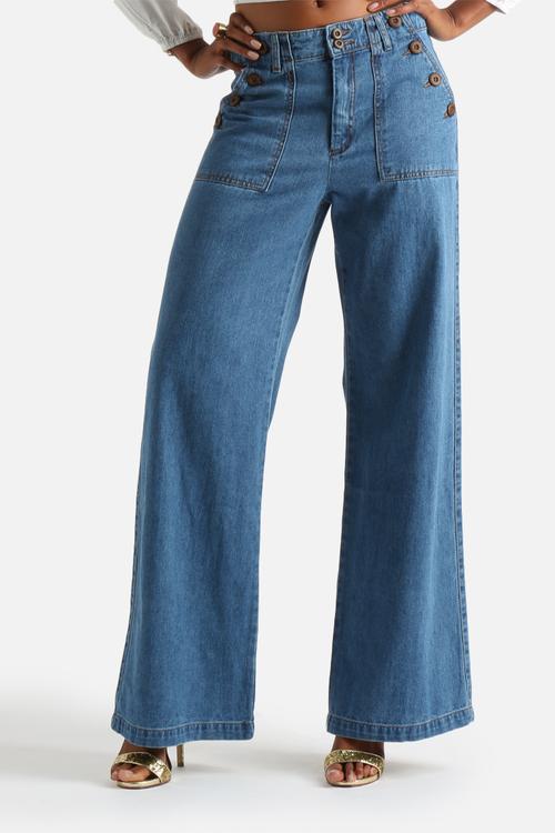 Loose Flare Jeans