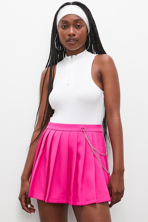 Mini with chain detail - cerise 