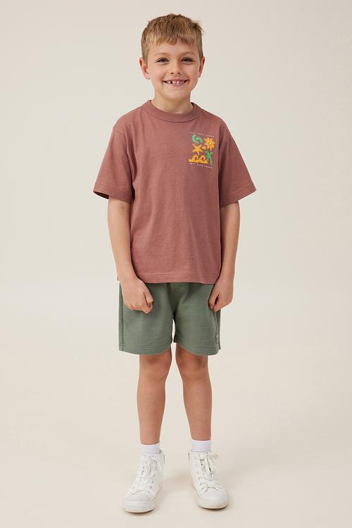 Henry slouch short - swag green core