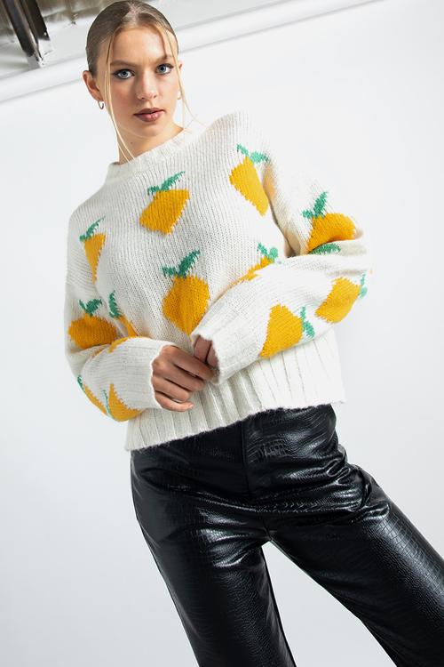 Knitted lemon jumper - cream lemon