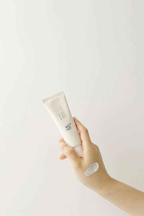Relief Sun: Rice + Probiotics SPF50+ PA++++