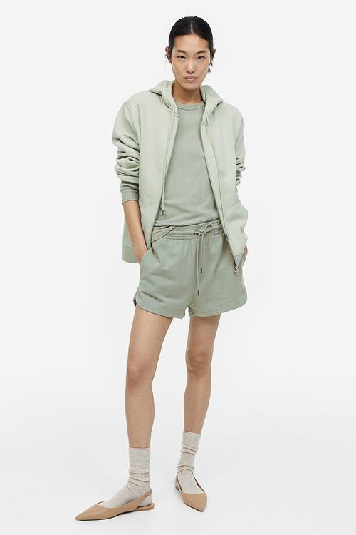 Sweatshirt shorts - sage green 
