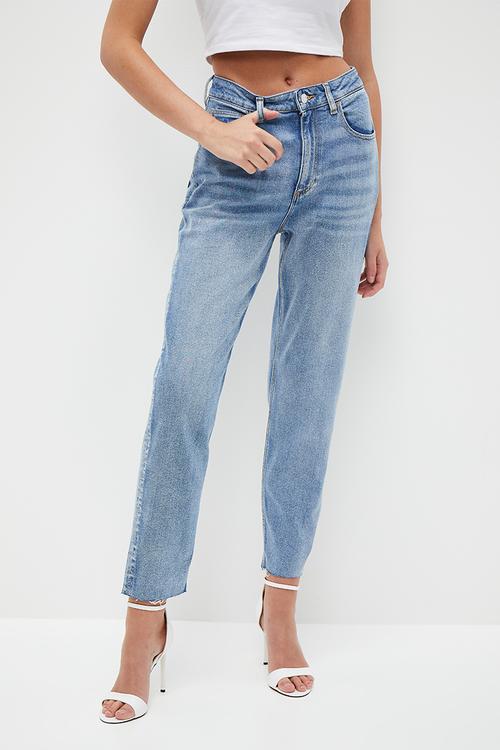 High rise mom jean - light wash
