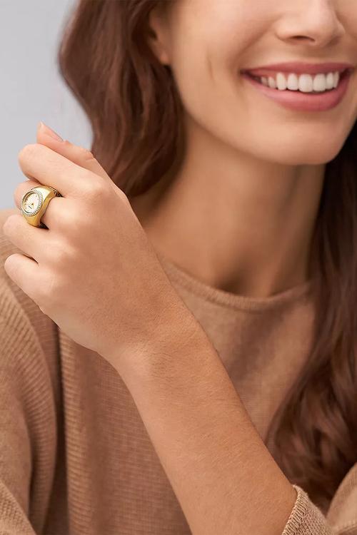 Ring watch - gold