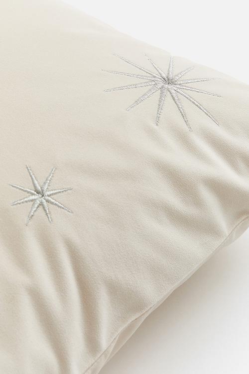 Velvet cushion cover - beige stars