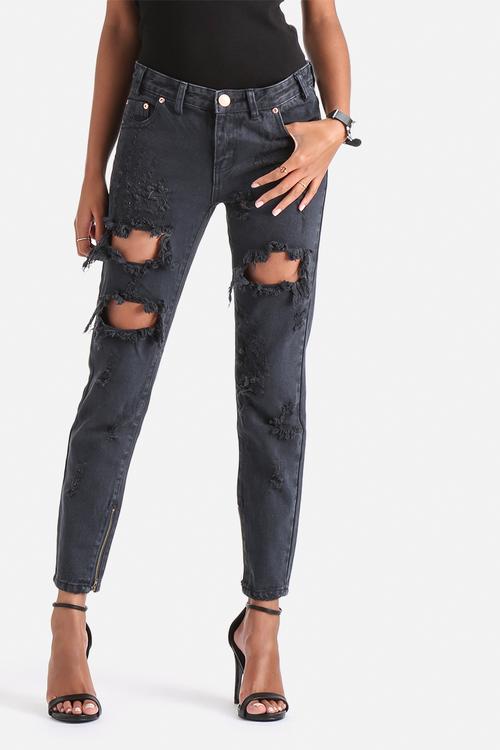 Destroyed Boyfriend Jeans 