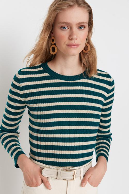 Basic striped sweater - green