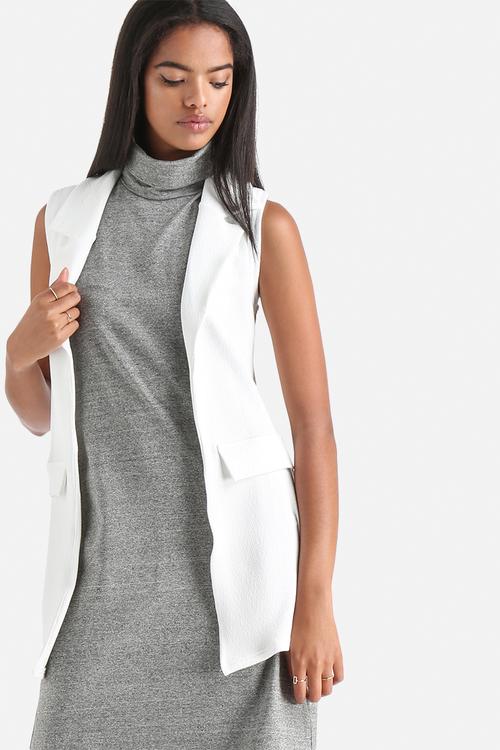 Double Pocket Sleeveless Blazer