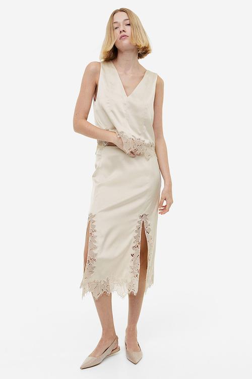 Lace-trimmed satin skirt - light beige