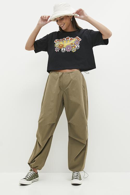 Graphic boxy top tee - black