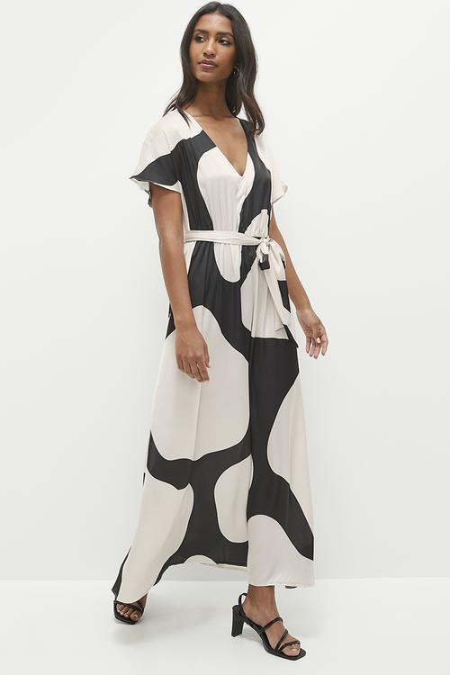 Grown on sleeve midi dress- black & white