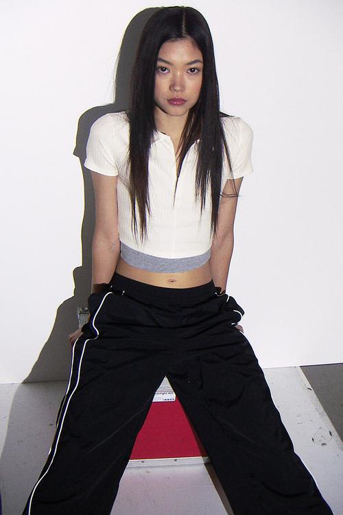 Zip-top cropped top - white