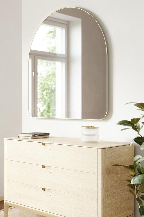 Hubba arched mirror - brass