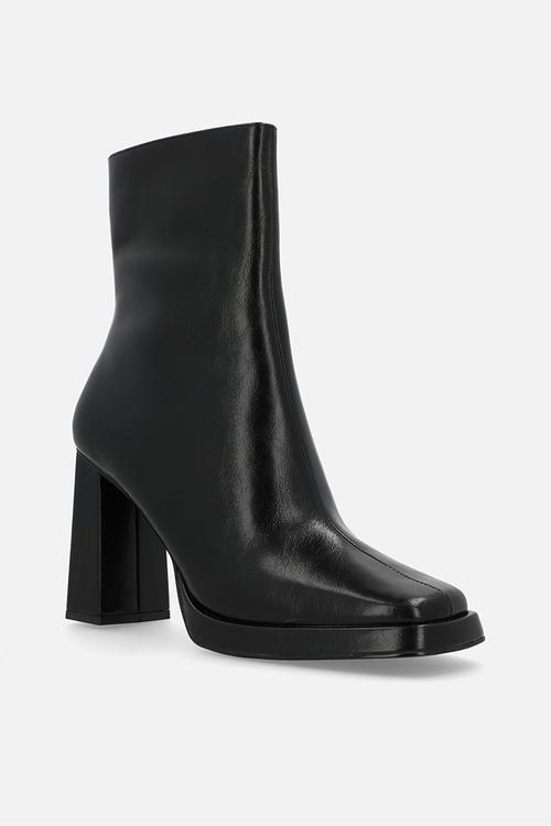 Freya block heel boot - black