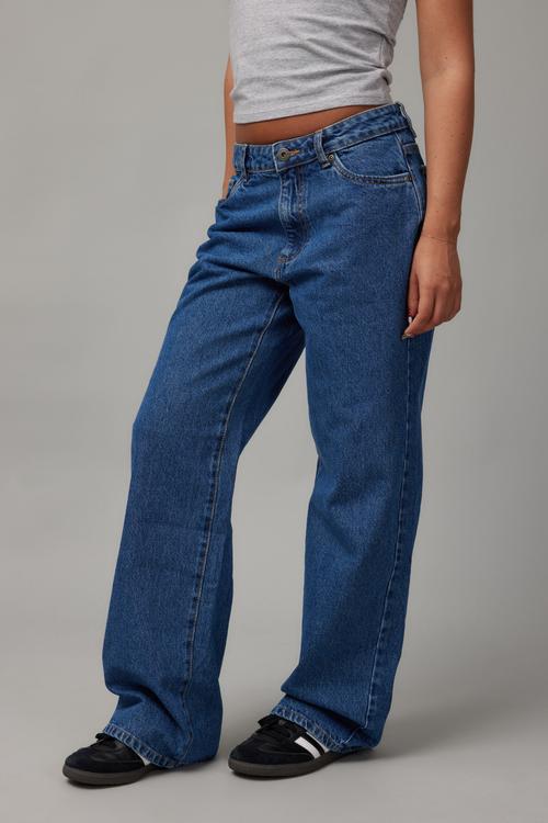 Mid Rise Straight Jean - Mid Blue