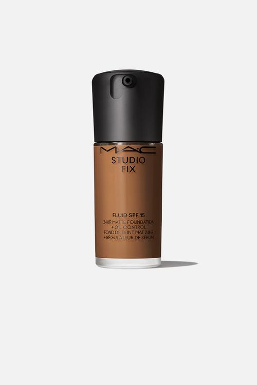 Studio Fix Fluid SPF 15 Foundation - NC60