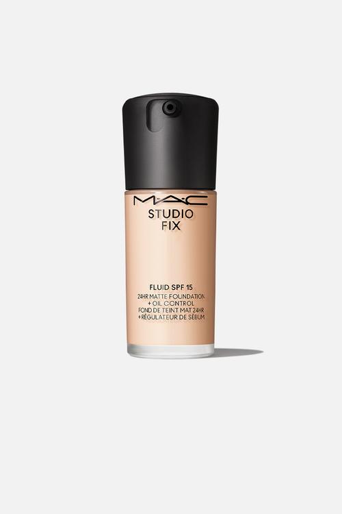 Studio Fix Fluid SPF 15 Foundation - NC12
