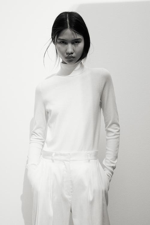 Polo-neck jumper - white