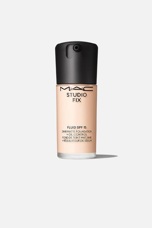 Studio Fix Fluid SPF 15 Foundation - NW5