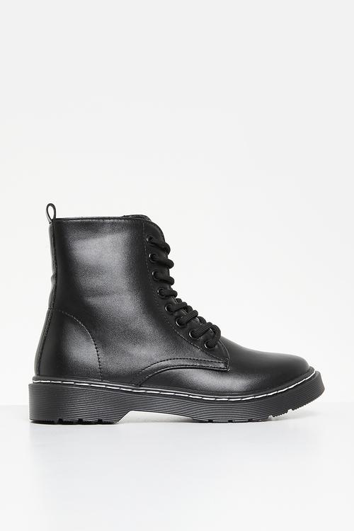 Lace up boots - black
