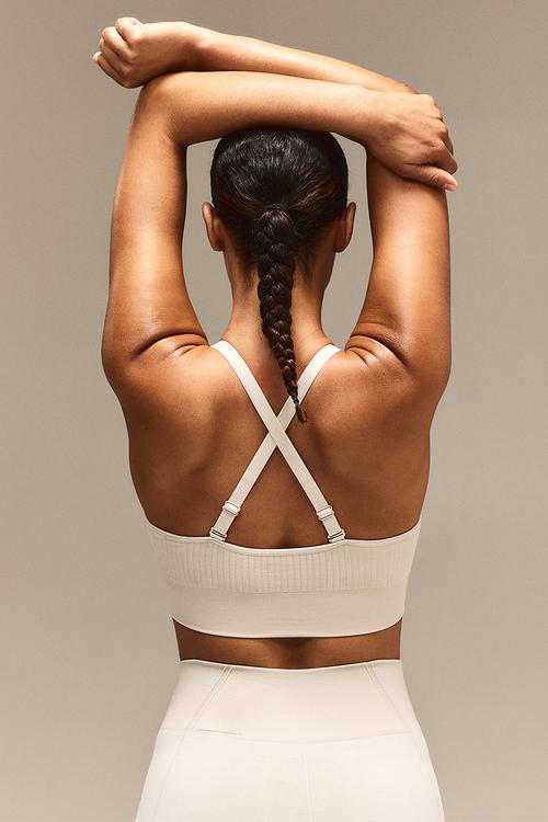 Drymove™ medium support sports bra - beige