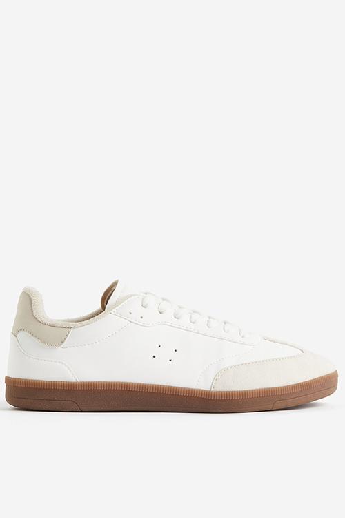 Trainers - white