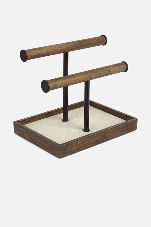 Pillar accessory organiser