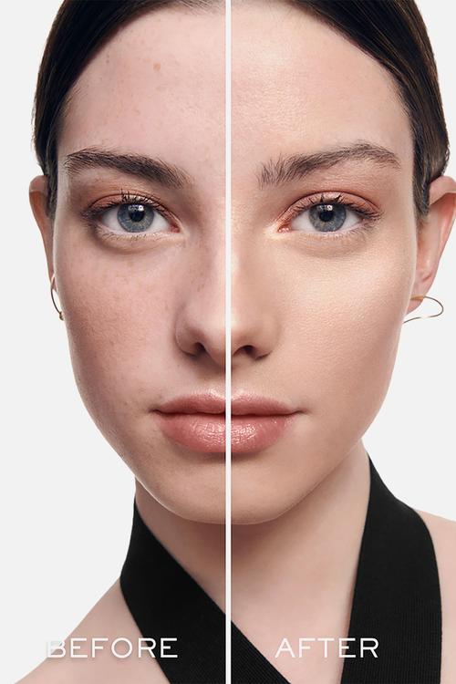 Teint Idole Ultra Wear Skin Transforming Highlighter 01 Light Glow