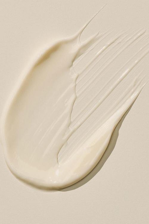 crème de la cream - lightweight hydration moisturiser