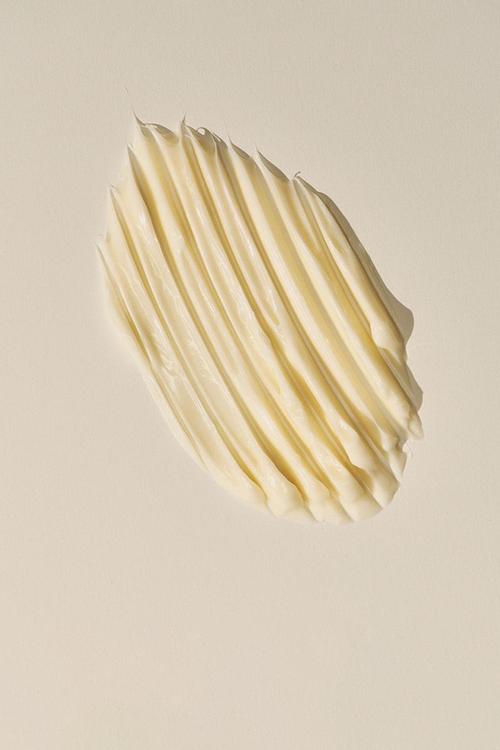 the du-pont - shea butter lush moisturiser.