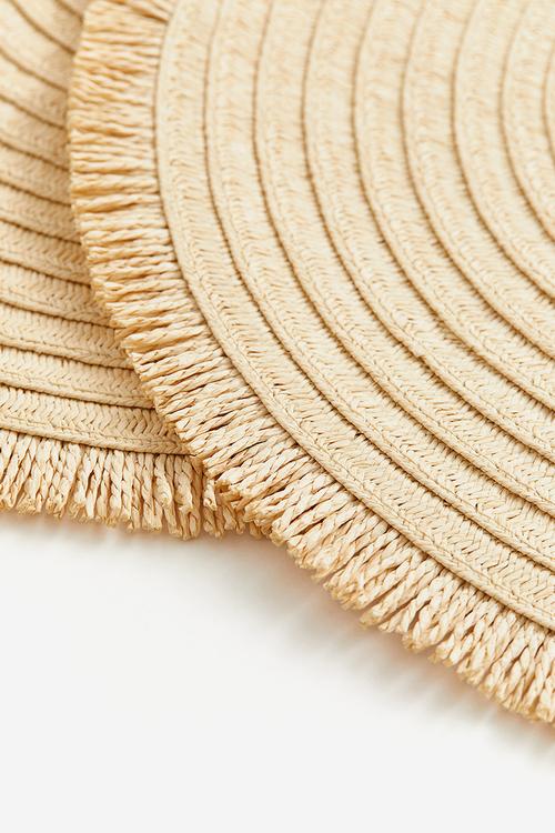 2 Pack round place mats - light beige