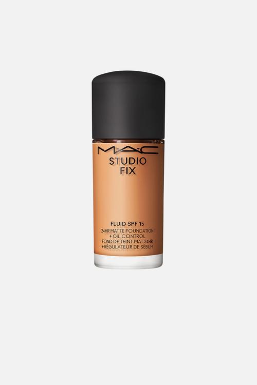 Studio FixFluid SPF 15 24HR Matte Foundation + Oil Control 15ml - NC42