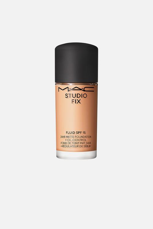 Studio FixFluid SPF 15 24HR Matte Foundation + Oil Control 15ml - NW15
