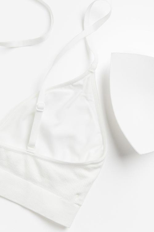 Seamless padded soft bra - white