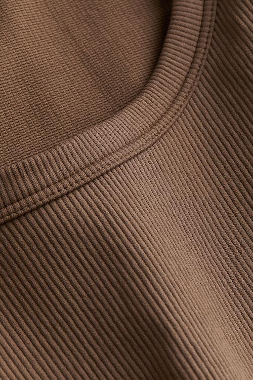 Drymove™ seamless cropped sports top - brown