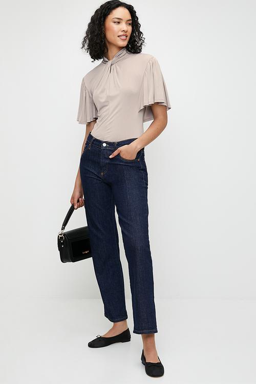 Easy flutter sleeve top - neutral stone