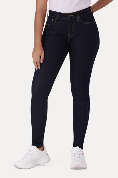 Curvy super skinny - cast shadows