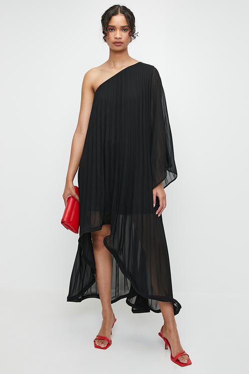 Pleated asymmetric trapeze dress - black