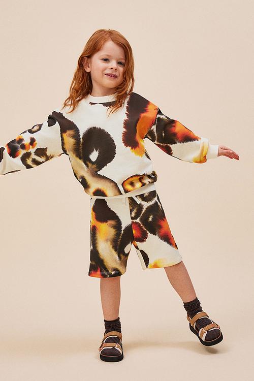H&M x Rop van Mierlo: 2-piece sweatshirt set - white patterned