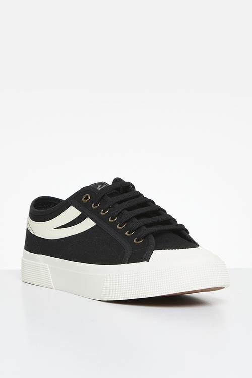 2750 Panatta 3,0 - Black & White