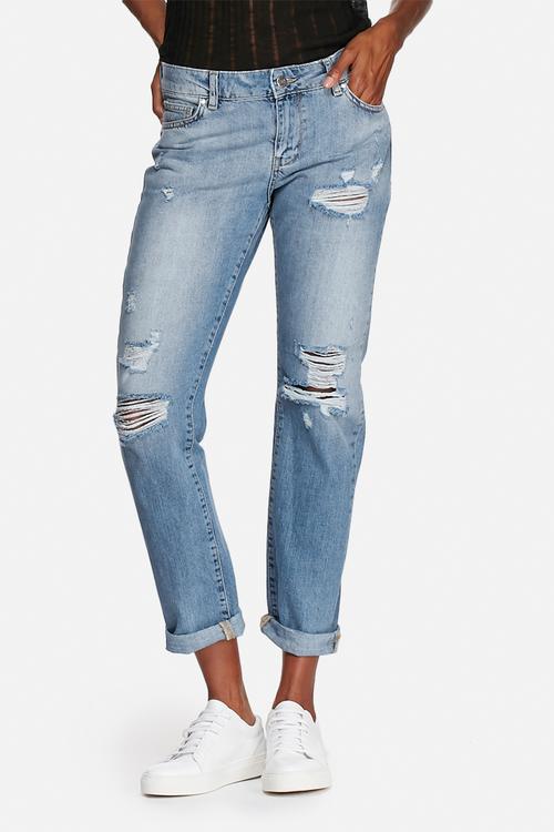Scarlet Regular Jeans