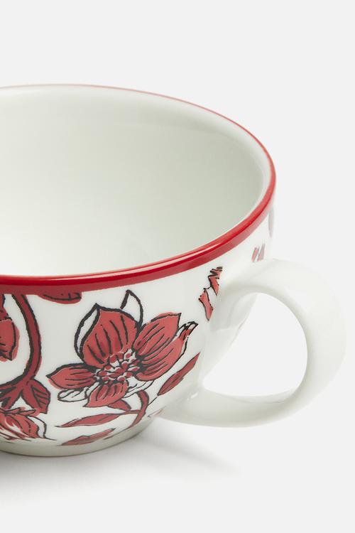 Porcelain cup - red