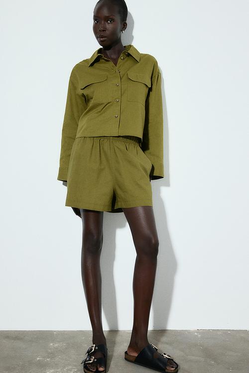 Linen shorts - olive green