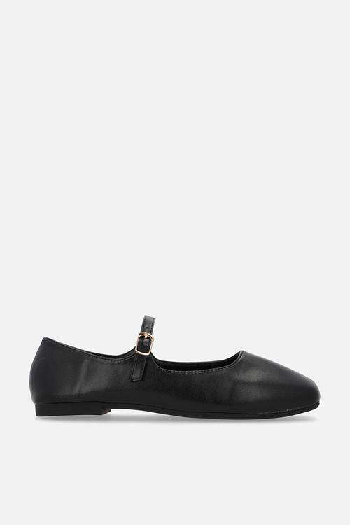Squared tip pumps - black