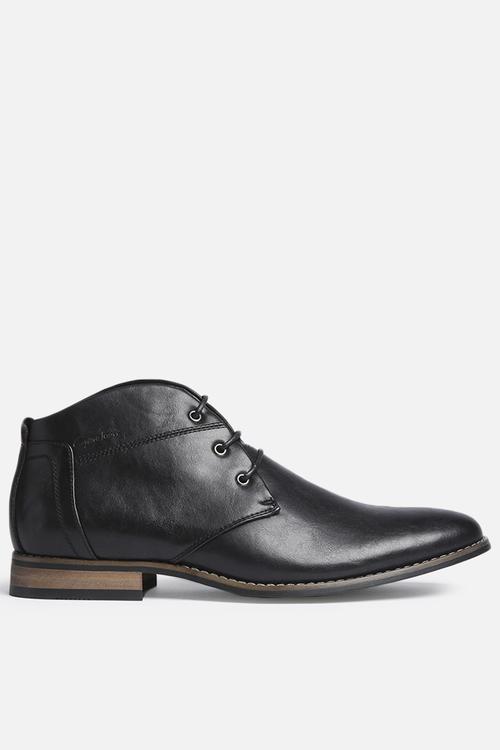 Lace-up ankle boot