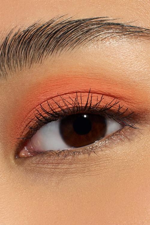 Matte Liquid Eyeshadow 03 - Peach Pop