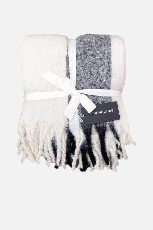 Embrace Throw - Tartan