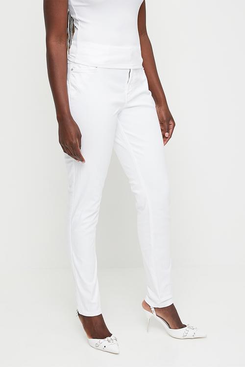 Sexy curve - white wash